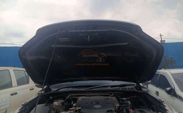 TOYOTA HILUX 2.4G DC 4X4