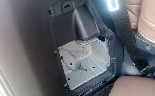 TOYOTA INNOVA 2.0 V