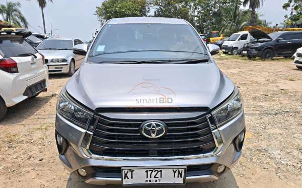 TOYOTA INNOVA