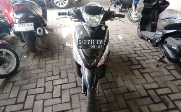YAMAHA MIO J