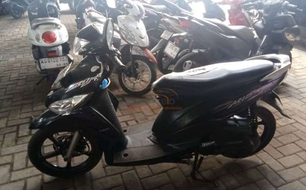 YAMAHA MIO J
