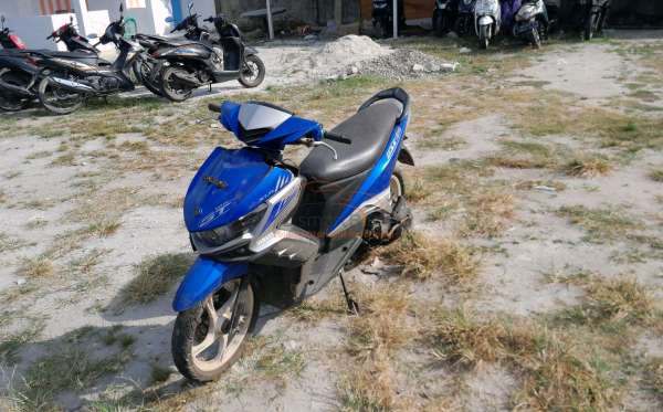 YAMAHA XEON RC 125