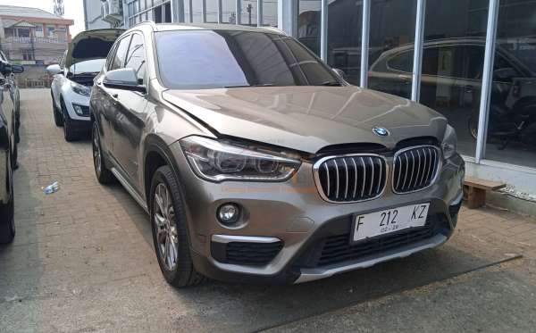 BMW X1 SDRIVE 18I