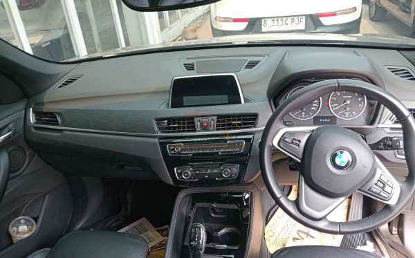BMW X1 SDRIVE 18I