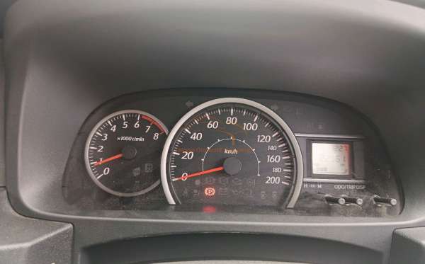 DAIHATSU SIGRA