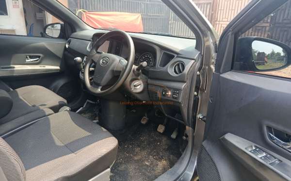 DAIHATSU SIGRA