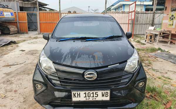 DAIHATSU  SIGRA  D