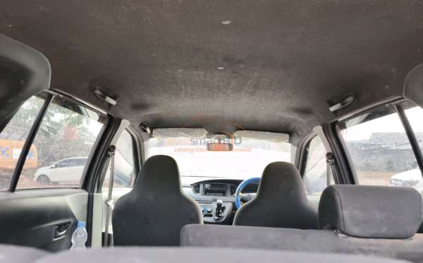 DAIHATSU  SIGRA  D