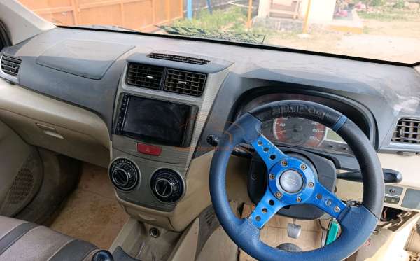 DAIHATSU  XENIA
