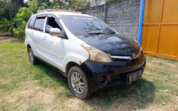 DAIHATSU  XENIA