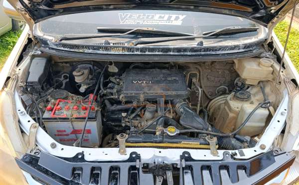 DAIHATSU  XENIA