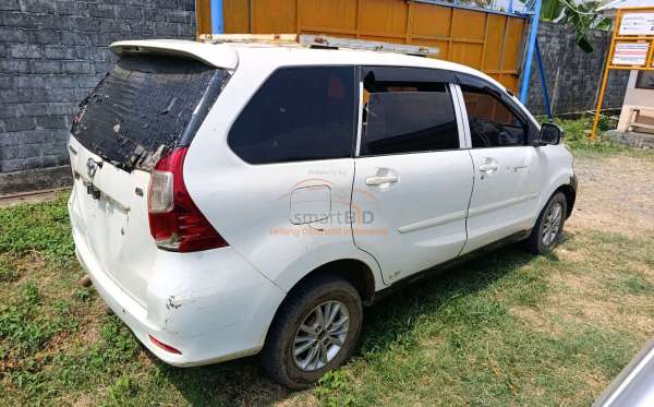 DAIHATSU  XENIA