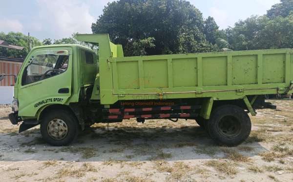 HINO  WU 342R