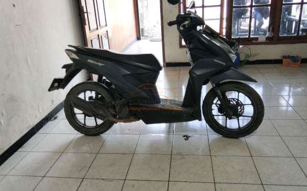 HONDA  BEAT