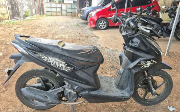 HONDA BEAT STREET ESP