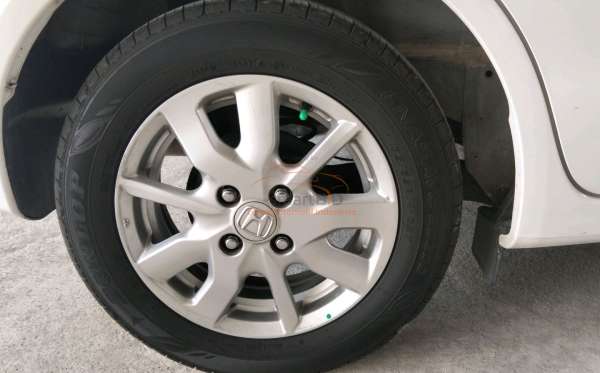 HONDA BRIO
