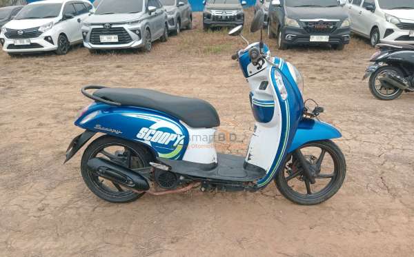 HONDA SCOOPY