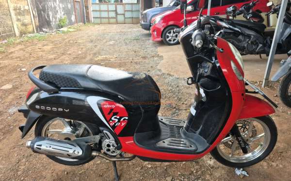 HONDA SCOOPY
