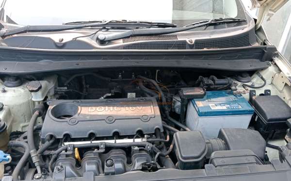KIA SPORTAGE SE 20