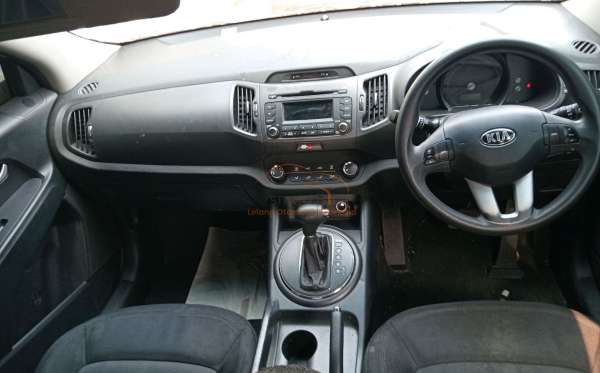 KIA SPORTAGE SE 20