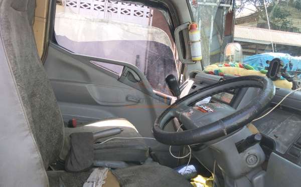 MITSUBISHI FE SHD (4X2) MT