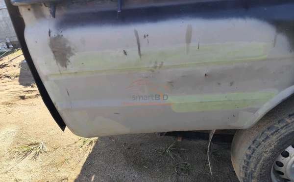 MITSUBISHI L 300