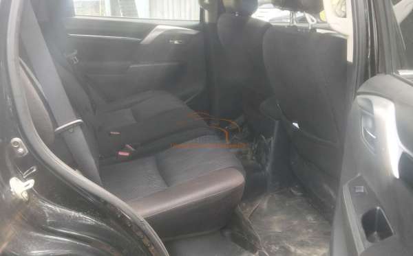 MITSUBISHI PAJERO SPORT GLX