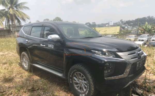 MITSUBISHI PAJERO SPORT GLX