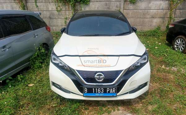 NISSAN LEAF ( 4X2 )