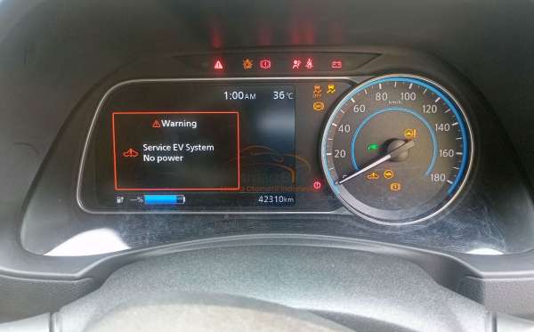 NISSAN LEAF ( 4X2 )
