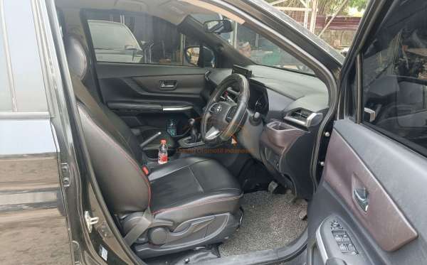 TOYOTA AVANZA 1.5 G