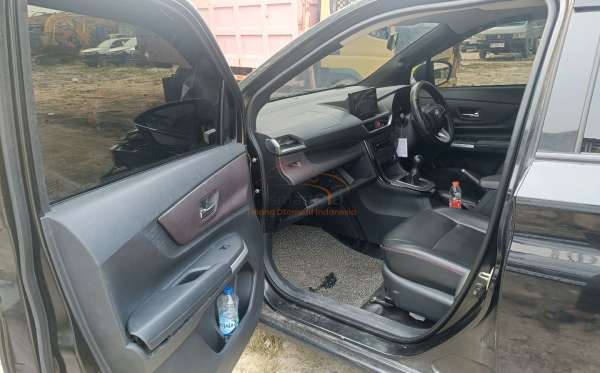 TOYOTA AVANZA 1.5 G