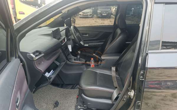 TOYOTA AVANZA 1.5 G