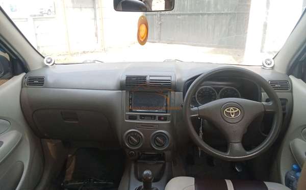 TOYOTA AVANZA 1.3 G