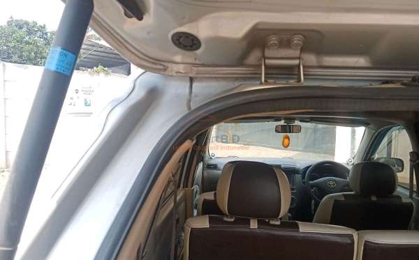 TOYOTA AVANZA 1.3 G