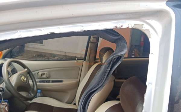 TOYOTA AVANZA 1.3 G