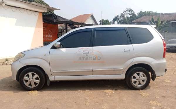 TOYOTA AVANZA 1.3 G