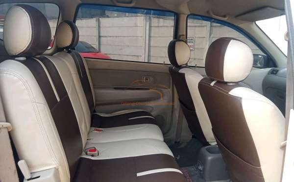 TOYOTA AVANZA 1.3 G
