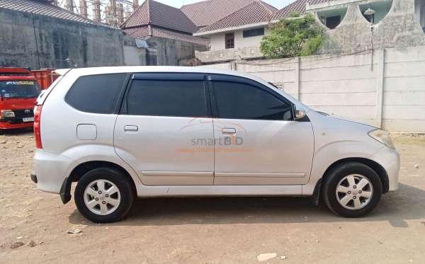 TOYOTA AVANZA 1.3 G