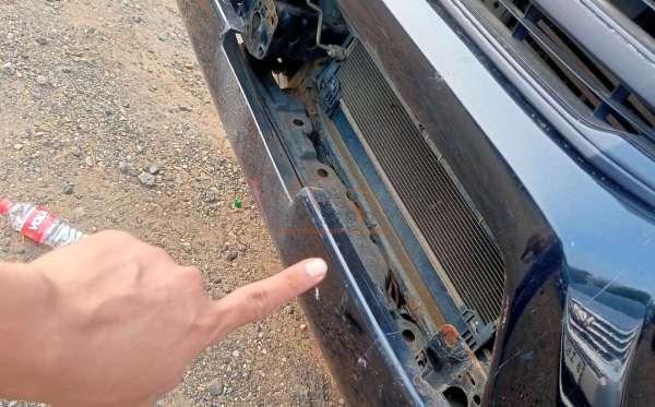 TOYOTA HILUX 2.4G DC 4X4