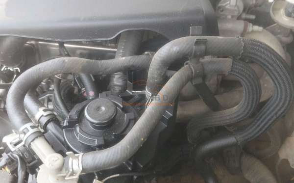 TOYOTA  HILUX  2.4G DC