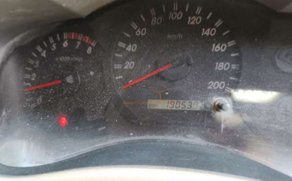 TOYOTA INNOVA V