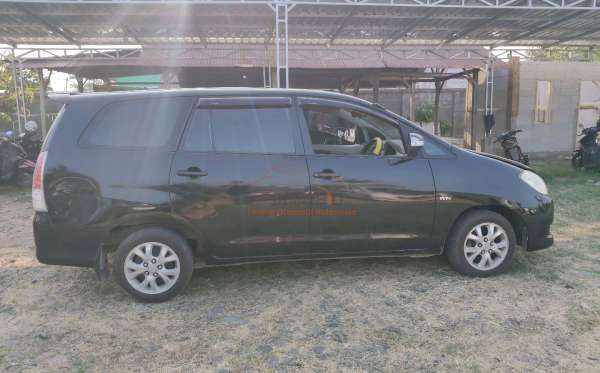 TOYOTA  KIJANG  INNOVA