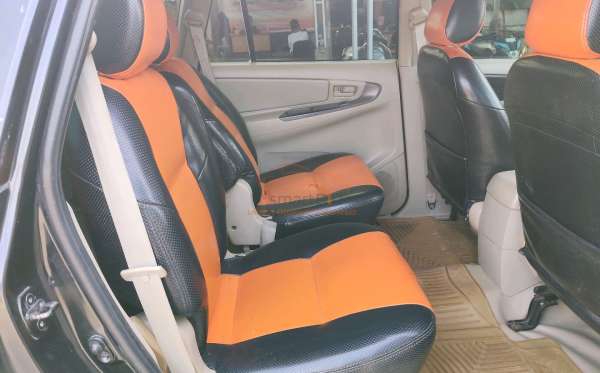 TOYOTA  KIJANG  INNOVA