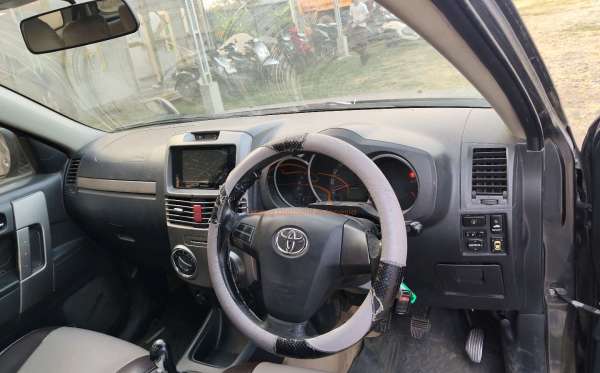 TOYOTA RUSH