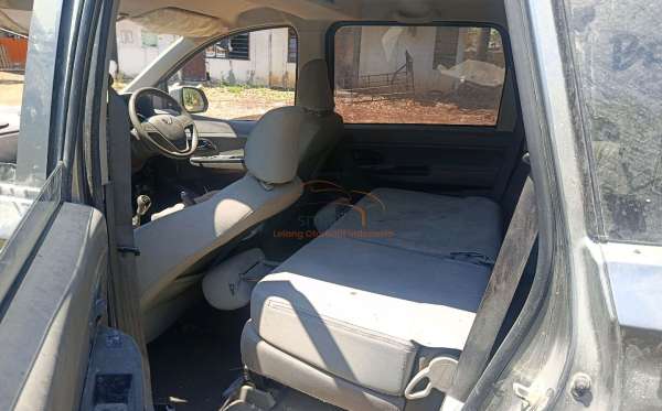 WULING CONFERO 1.5 DB MY (4X2)