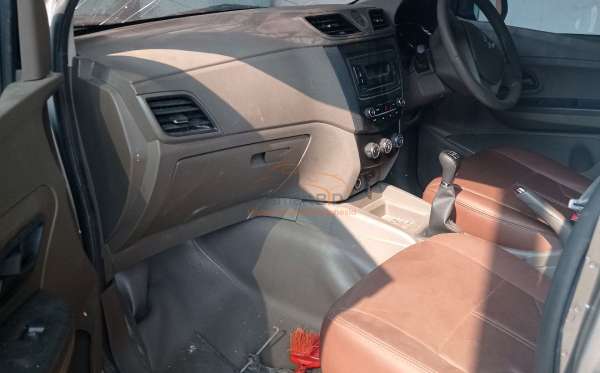 WULING CONFERO