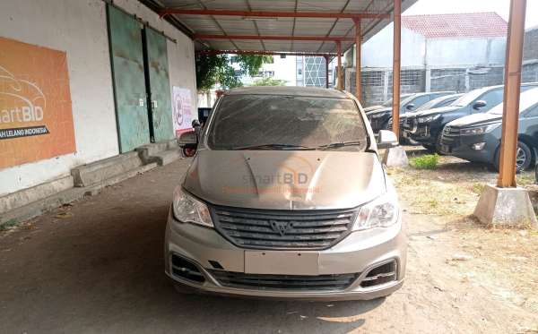 WULING CONFERO