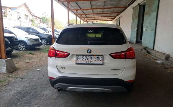 BMW X1 SDRIVE 18I