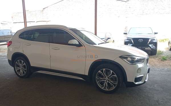 BMW X1 SDRIVE 18I